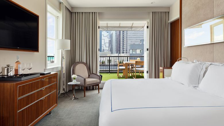 <b>33 Hotel, New York City, Seaport Suite</b>. Images powered by <a href="https://www.leonardoworldwide.com/" title="Leonardo Worldwide" target="_blank">Leonardo</a>.