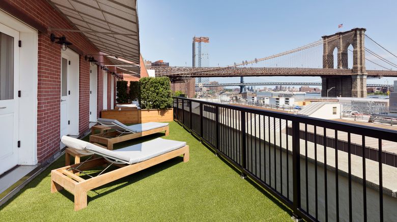 <b>33 Hotel, New York City, Seaport Suite</b>. Images powered by <a href="https://www.leonardoworldwide.com/" title="Leonardo Worldwide" target="_blank">Leonardo</a>.