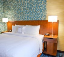 Fairfield Inn & Suites Canton South Room