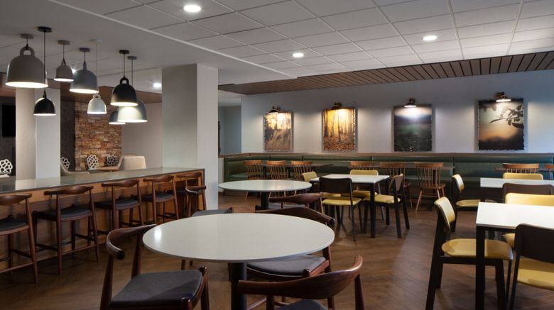 <b>Fairfield Inn & Suites Charleston Restaurant</b>. Images powered by <a href="https://www.leonardoworldwide.com/" title="Leonardo Worldwide" target="_blank">Leonardo</a>.