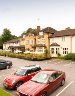 Premier Inn Bagshot