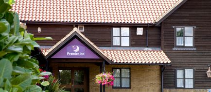 Premier Inn Basildon South Exterior