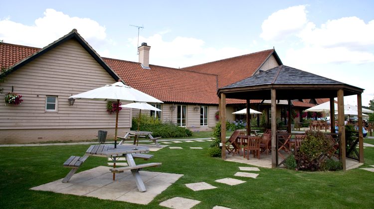 Premier Inn Basildon South Exterior