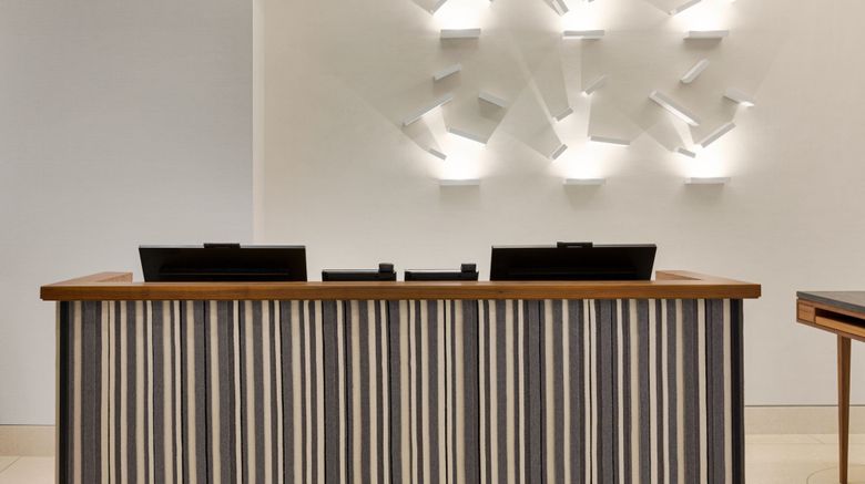 <b>Le Meridien New York, Fifth Avenue Lobby</b>. Images powered by <a href="https://www.leonardoworldwide.com/" title="Leonardo Worldwide" target="_blank">Leonardo</a>.