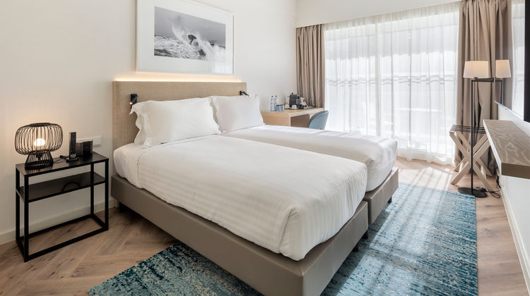 Crowne Plaza Caparica Lisbon Room