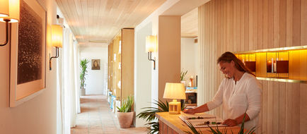 Hotel Joaquin Lobby