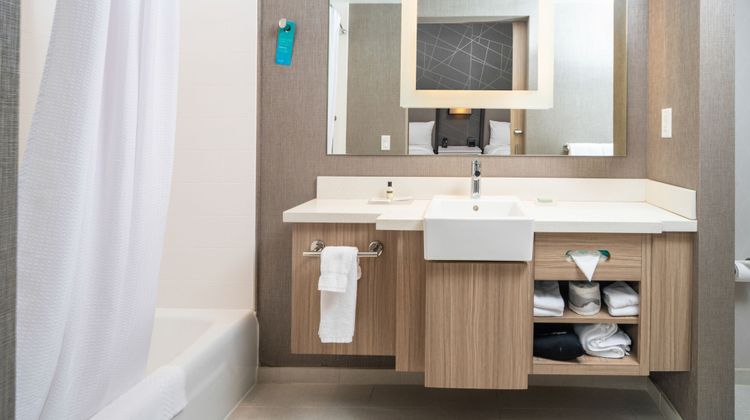 SpringHill Suites Kenosha Room
