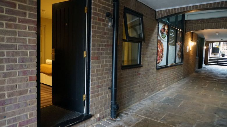 <b>The Pennyfarthing Hotel Lobby</b>. Images powered by <a href="https://www.leonardoworldwide.com/" title="Leonardo Worldwide" target="_blank">Leonardo</a>.