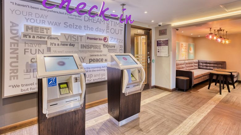 <b>Premier Inn London Beckton Lobby</b>. Images powered by <a href="https://www.leonardoworldwide.com/" title="Leonardo Worldwide" target="_blank">Leonardo</a>.