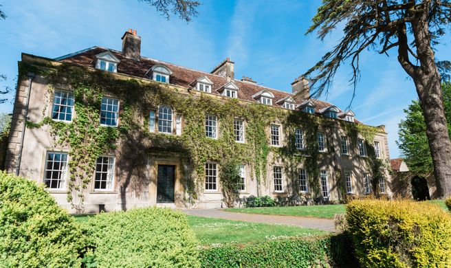 Holbrook Manor & Spa Exterior