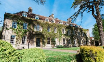 Holbrook Manor & Spa