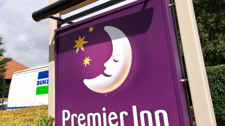 Premier Inn Aylesbury Exterior