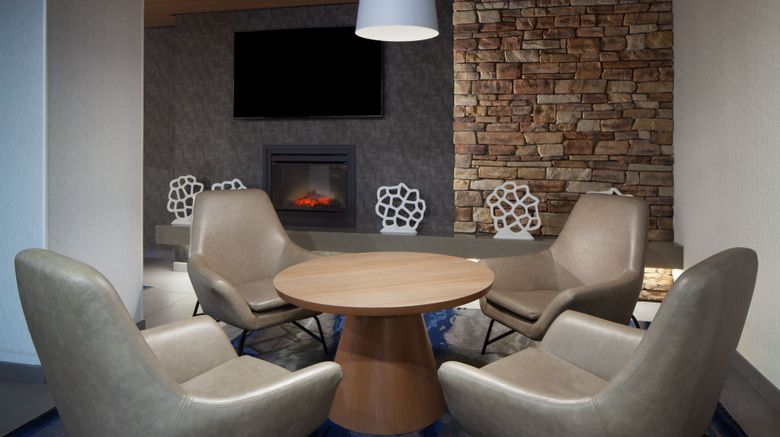 <b>Fairfield Inn & Suites Charleston Lobby</b>. Images powered by <a href="https://www.leonardoworldwide.com/" title="Leonardo Worldwide" target="_blank">Leonardo</a>.