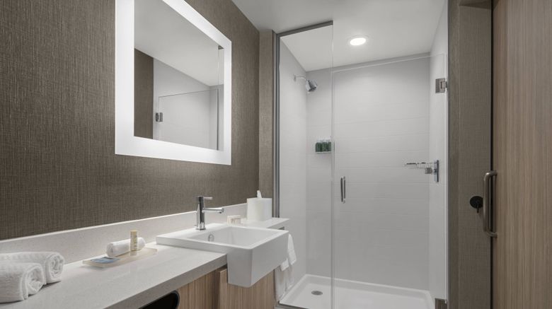 <b>SpringHill Suites Tuckahoe Westchester Room</b>. Images powered by <a href="https://www.leonardoworldwide.com/" title="Leonardo Worldwide" target="_blank">Leonardo</a>.