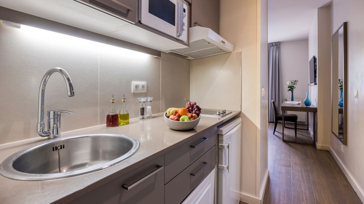 Citadines Sainte-Catherine Brussels Room