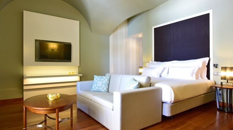 <b>Pousada de Lisboa Suite</b>. Images powered by <a href="https://www.leonardoworldwide.com/" title="Leonardo Worldwide" target="_blank">Leonardo</a>.
