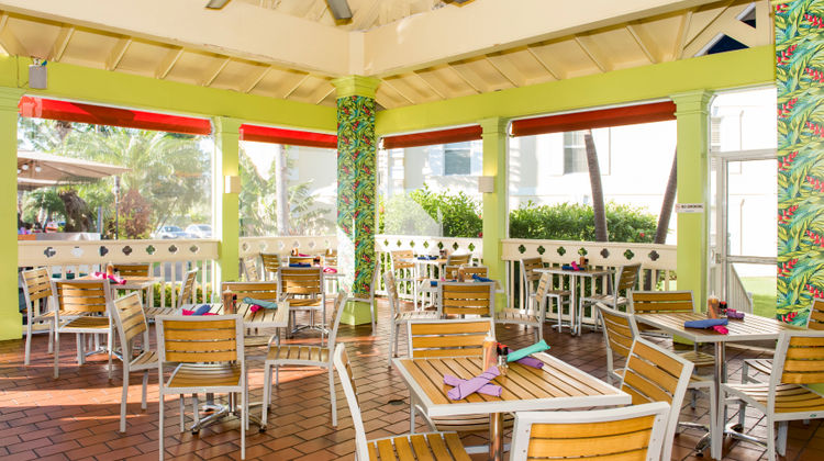 The Sunshine Hotel and Suites Pool
