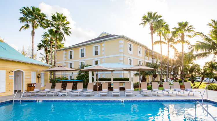 The Sunshine Hotel and Suites Pool
