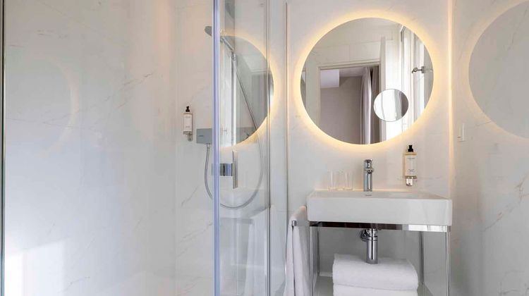 Duminy Vendome Hotel Room