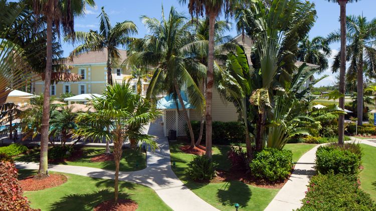 The Sunshine Hotel and Suites Exterior