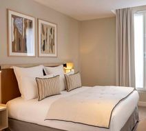 Duminy Vendome Hotel Room