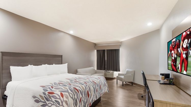 Red Roof Inn & Suites Corbin Suite