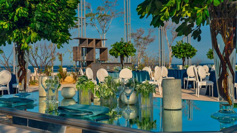 <b>Solaz, A Luxury Collection Resort Meeting</b>. Images powered by <a href="https://www.leonardoworldwide.com/" title="Leonardo Worldwide" target="_blank">Leonardo</a>.