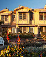 Cottage Inn by the Sea