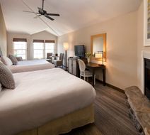 Cottage Inn by the Sea Room