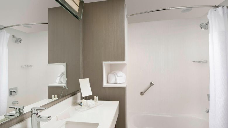 <b>Courtyard Nashville SE/Murfreesboro Room</b>. Images powered by <a href="https://www.leonardoworldwide.com/" title="Leonardo Worldwide" target="_blank">Leonardo</a>.