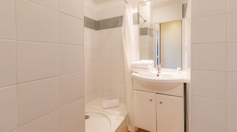 <b>Appart'City Bourg en Bresse Room</b>. Images powered by <a href="https://www.leonardoworldwide.com/" title="Leonardo Worldwide" target="_blank">Leonardo</a>.