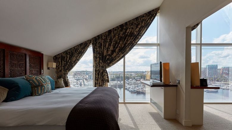 <b>Salthouse Harbour Hotel Suite</b>. Images powered by <a href="https://www.leonardoworldwide.com/" title="Leonardo Worldwide" target="_blank">Leonardo</a>.