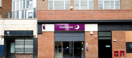 Premier Inn London Brixton Hotel Exterior