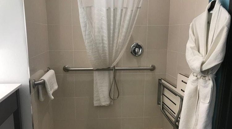 The Cove Hotel Room