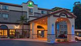 <b>Holiday Inn Express Mira Mesa Exterior</b>. Images powered by <a href="https://www.leonardoworldwide.com/" title="Leonardo Worldwide" target="_blank">Leonardo</a>.