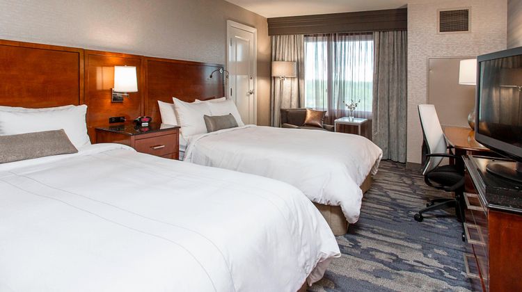 Rochester Airport Marriott Suite