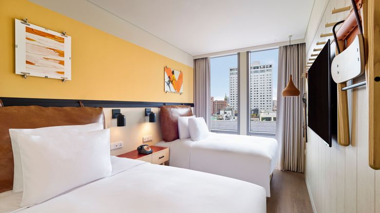 <b>Moxy Seoul Myeongdong Room</b>. Images powered by <a href="https://www.leonardoworldwide.com/" title="Leonardo Worldwide" target="_blank">Leonardo</a>.