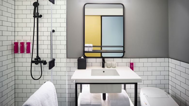 <b>Moxy Seoul Myeongdong Room</b>. Images powered by <a href="https://www.leonardoworldwide.com/" title="Leonardo Worldwide" target="_blank">Leonardo</a>.
