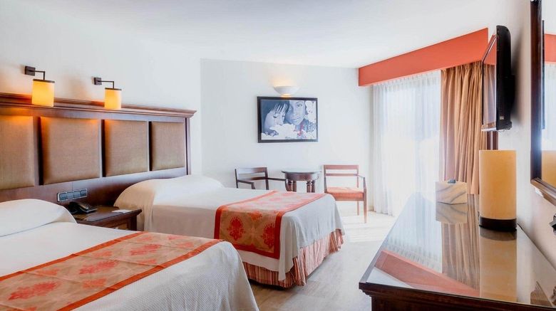 <b>Grand Palladium Vallarta Resort & Spa Room</b>. Images powered by <a href="https://www.leonardoworldwide.com/" title="Leonardo Worldwide" target="_blank">Leonardo</a>.