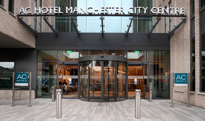 AC Hotel Manchester City Centre Exterior