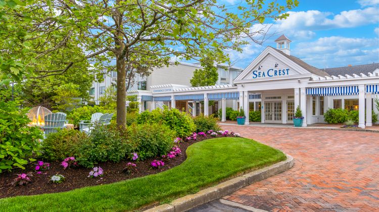 Sea Crest Oceanfront Resort Exterior