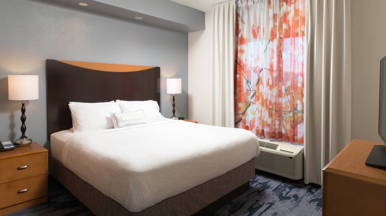 <b>Fairfield Inn & Suites/Lookout Mountain Suite</b>. Images powered by <a href="https://www.leonardoworldwide.com/" title="Leonardo Worldwide" target="_blank">Leonardo</a>.