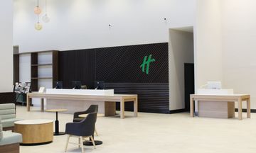 Holiday Inn Orlando International Drive-