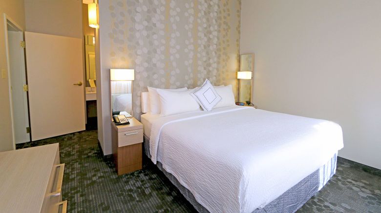 <b>Courtyard Austin Round Rock Suite</b>. Images powered by <a href="https://leonardo.com/" title="Leonardo Worldwide" target="_blank">Leonardo</a>.