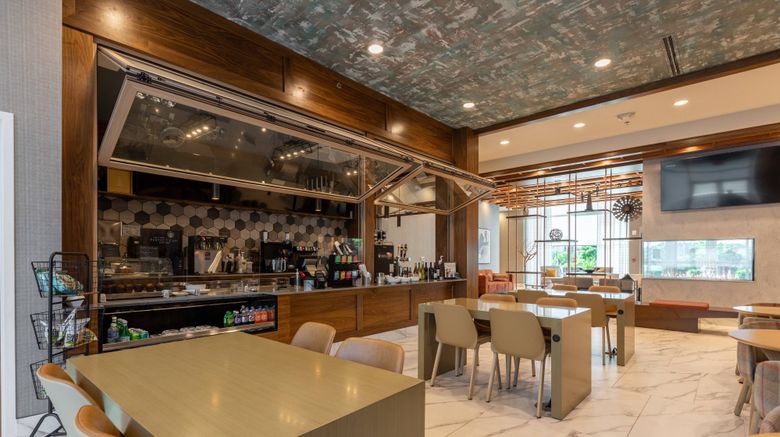 <b>Delta Hotels by Marriott Raleigh-Durham Restaurant</b>. Images powered by <a href="https://www.leonardoworldwide.com/" title="Leonardo Worldwide" target="_blank">Leonardo</a>.