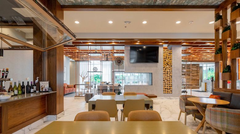 <b>Delta Hotels by Marriott Raleigh-Durham Restaurant</b>. Images powered by <a href="https://www.leonardoworldwide.com/" title="Leonardo Worldwide" target="_blank">Leonardo</a>.