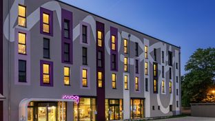 Moxy Simmern