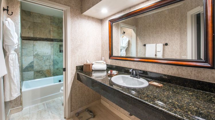 Creekside Inn Room