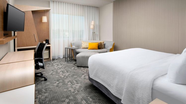 Courtyard Houston NW 290 Corridor Room