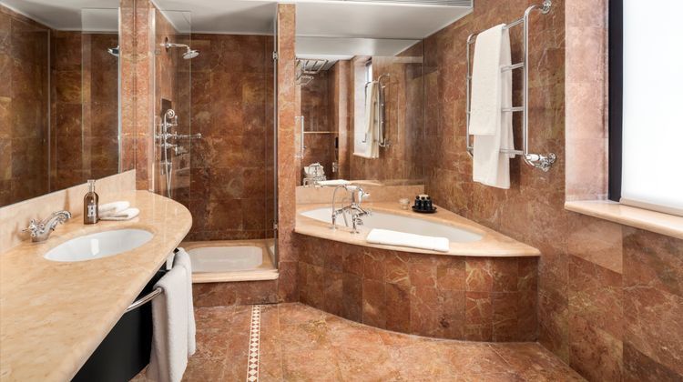 COMO The Halkin Room